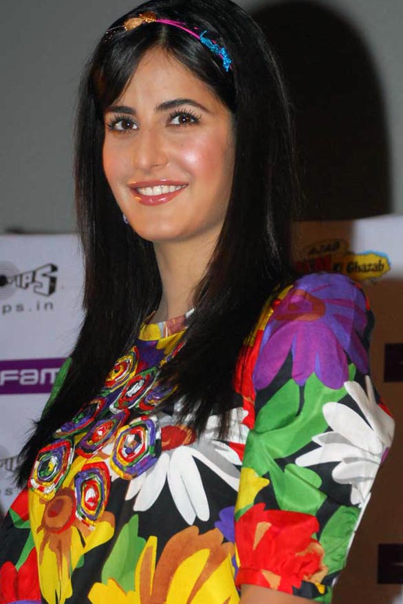 1 - Katrina Kaif In Ajab Prem Ki Gazab Ki Kahani - 586x877 Wallpaper - 1 - Katrina Kaif In Ajab Prem Ki Gazab Ki Kahani - 586x877 Wallpaper -