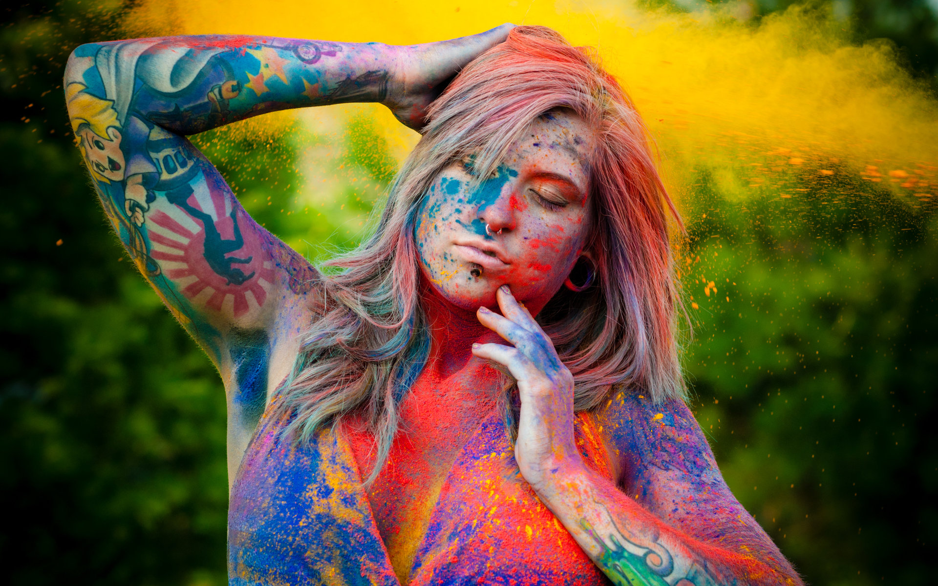 Free Holi High Quality Wallpaper Id - Holi Background With Girl - HD Wallpaper 