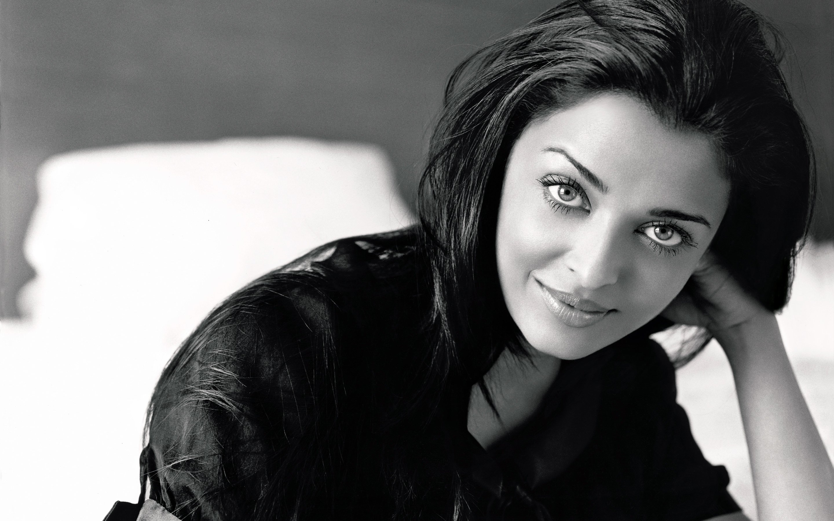 Aiswarya Rai Black And White Photography - HD Wallpaper 