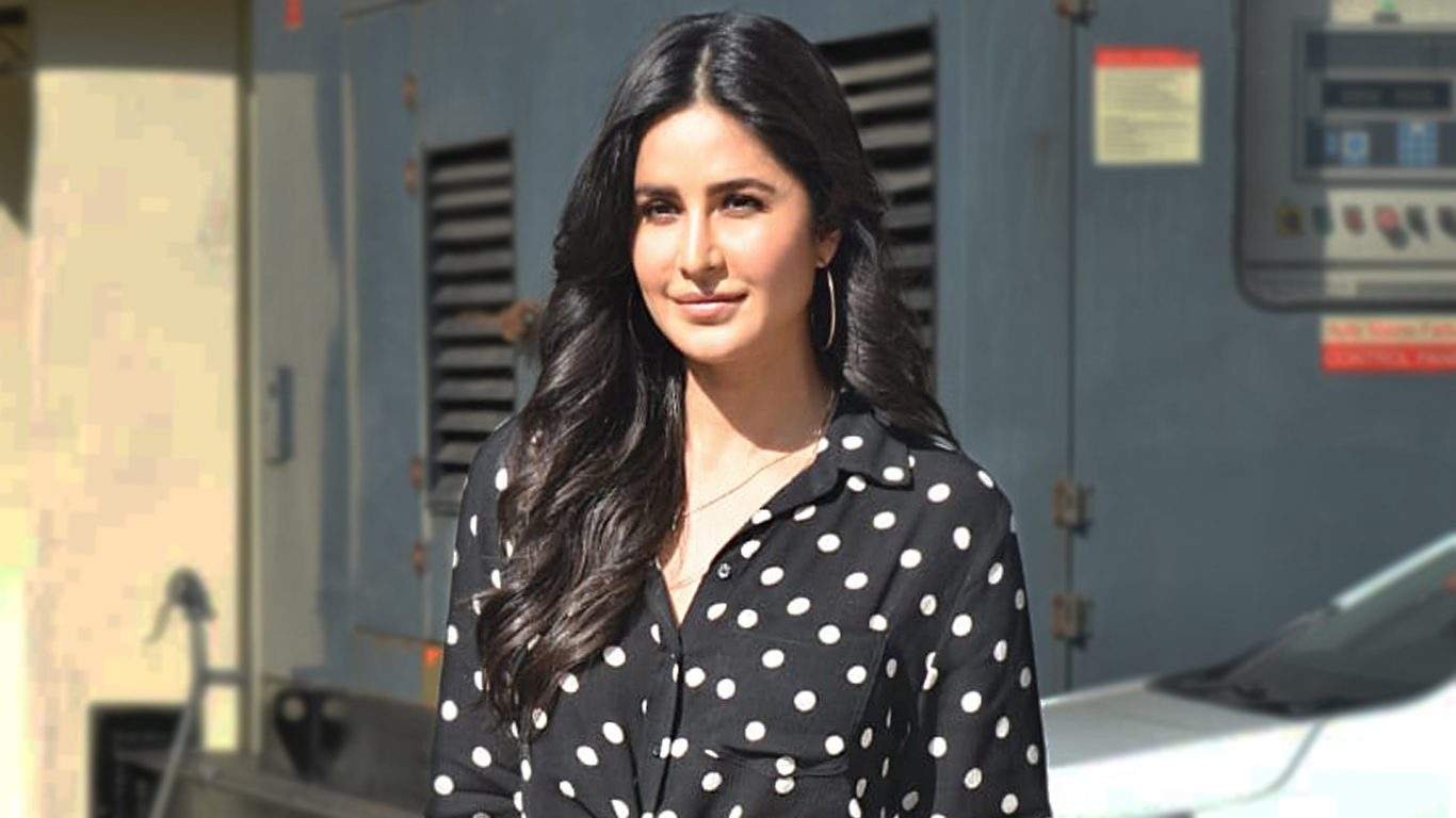 Katrina Kaif Wallpaper Download Mobile - HD Wallpaper 