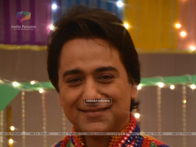 Makeover - HD Wallpaper 