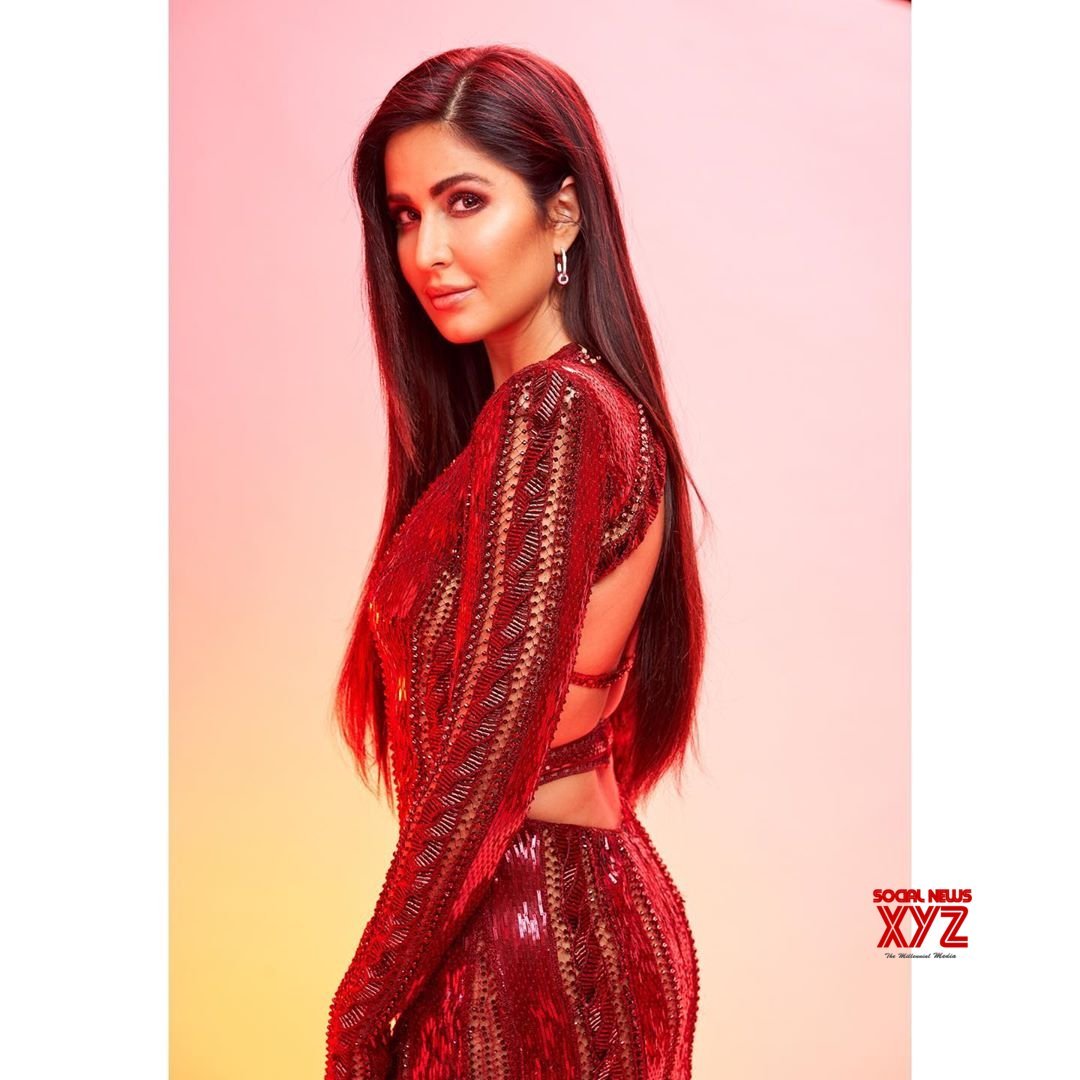 Actress Katrina Kaif Hot Stills From Iifa20 - Katrina Kaif Hot - HD Wallpaper 