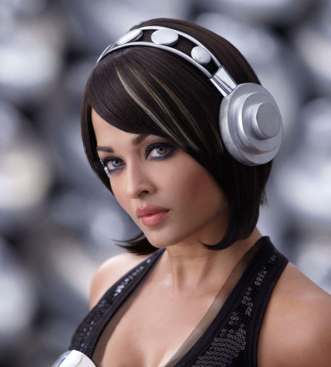 Aishwarya Rai In Robot Look - HD Wallpaper 