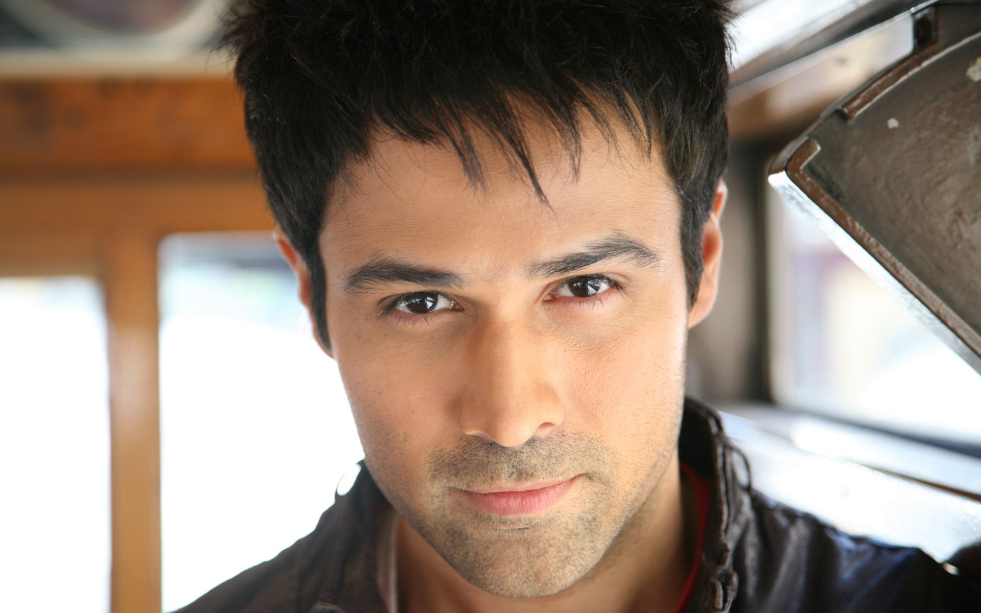 Emraan Hashmi Hot Look - HD Wallpaper 