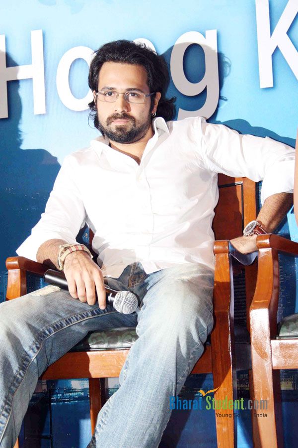 Emraan Hashmi - Awarapan Pressmeet - Emraan Hashmi Hd Awarapan - 600x900 Wallpaper Emraan Hashmi - Awarapan Pressmeet - Emraan Hashmi Hd Awarapan - 600x900 Wallpaper