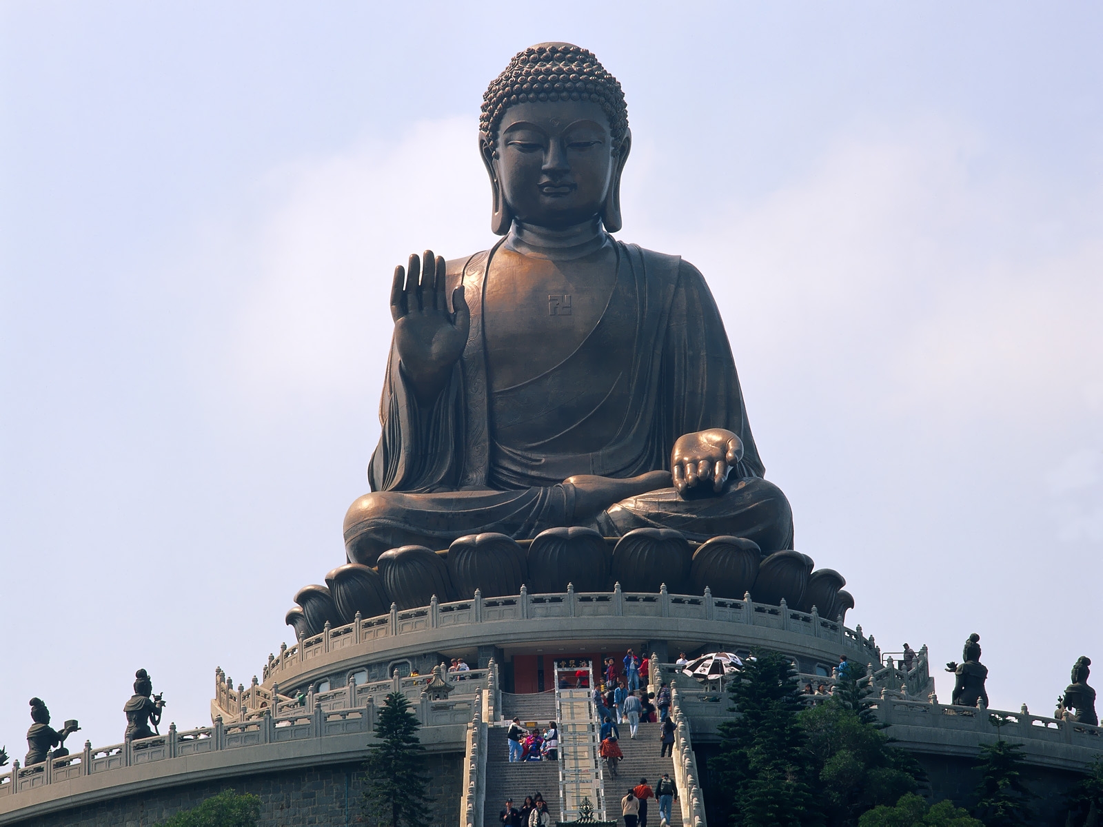 Tian Tan Buddha - HD Wallpaper 