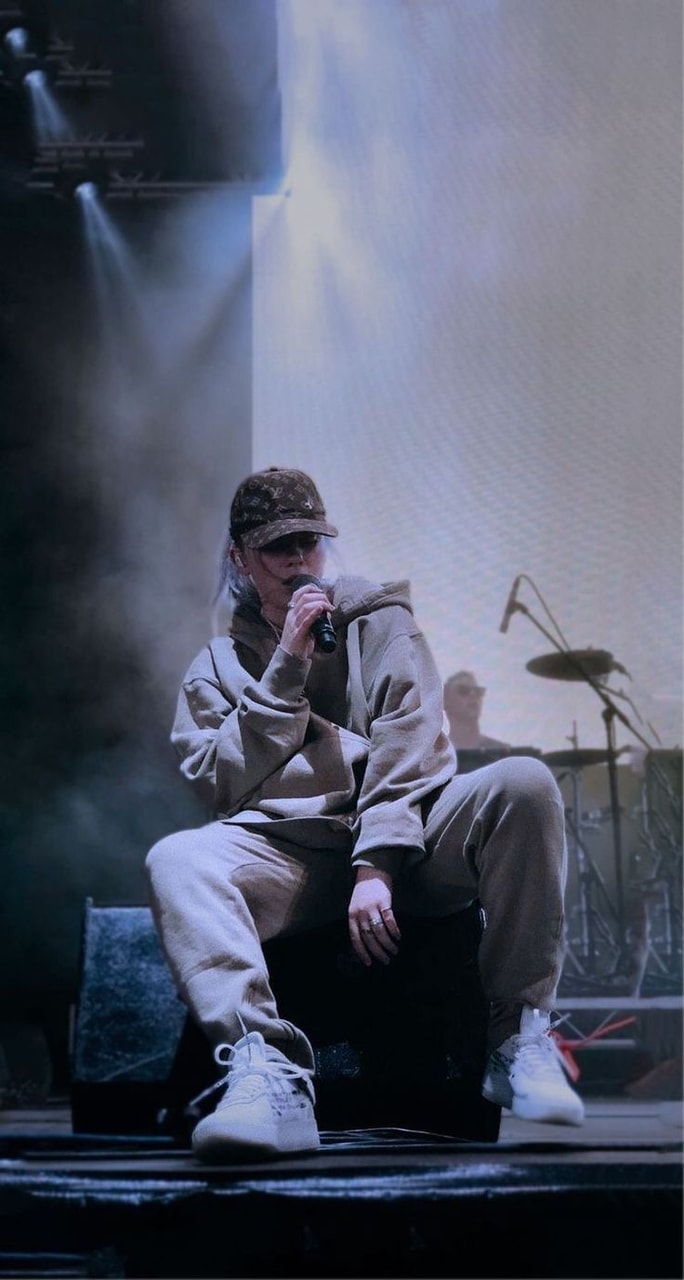 Background, Billie, And Concert Image - Billie Eilish Wallpaper Iphone - 684x1280 Wallpaper Background, Billie, And Concert Image - Billie Eilish Wallpaper Iphone - 684x1280 Wallpaper