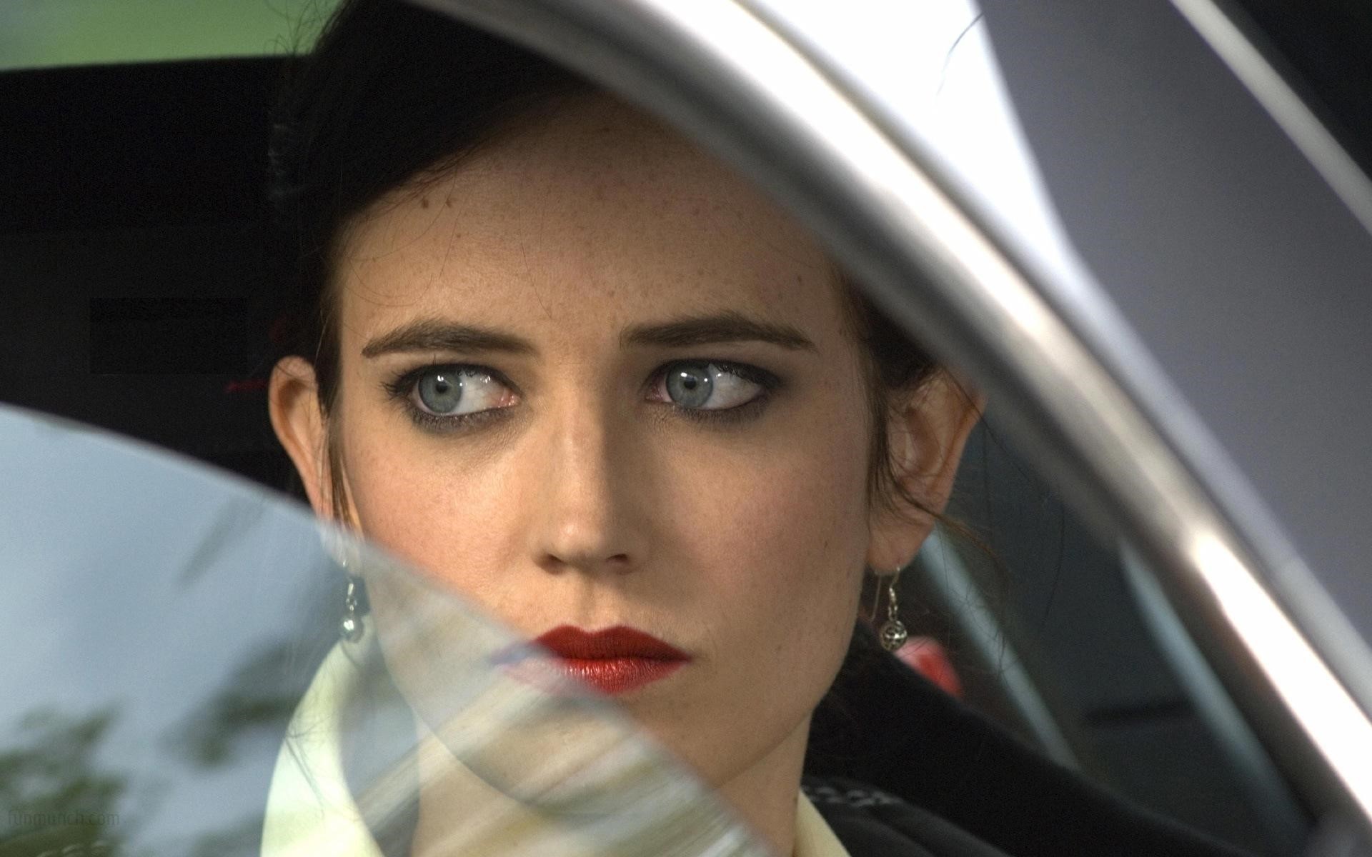 Eva Green In Car Actress Hd Wallpapers - Eva Green Hd - HD Wallpaper 