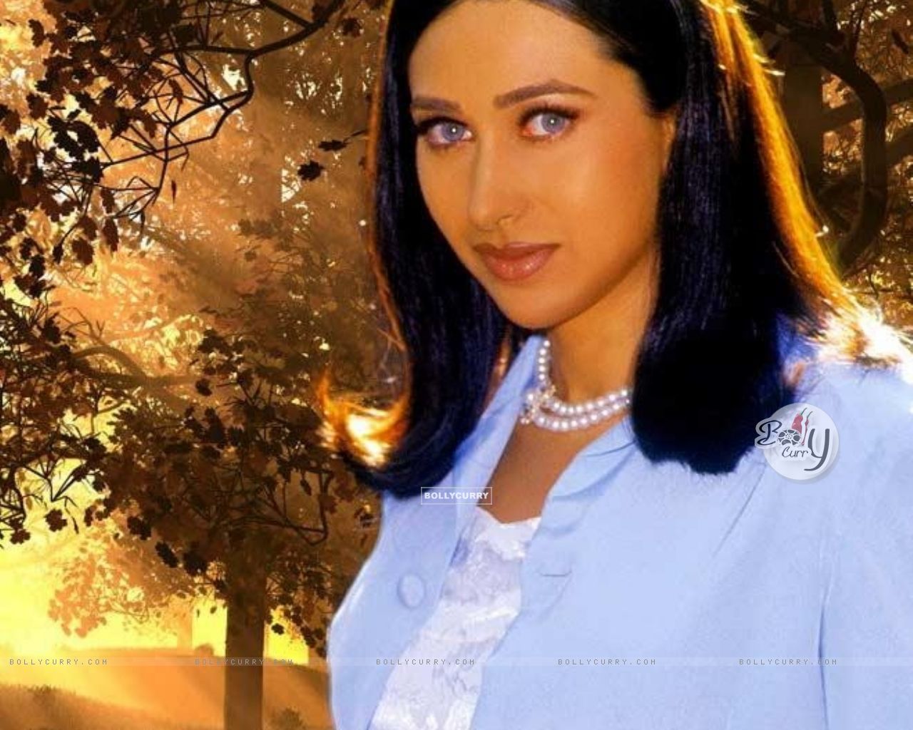 Karishma Kapoor Size - Girl - HD Wallpaper 