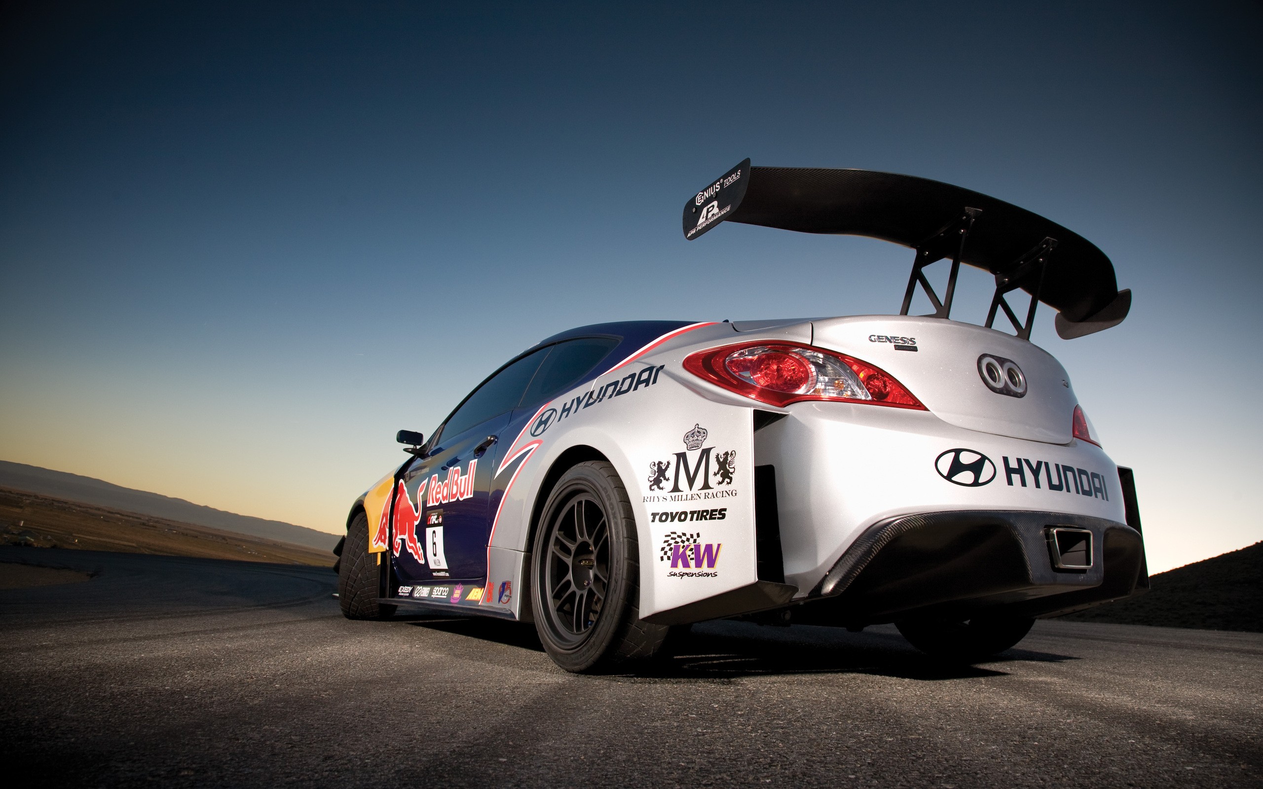 Hyundai Genesis Coupe 2013 Drift - HD Wallpaper 