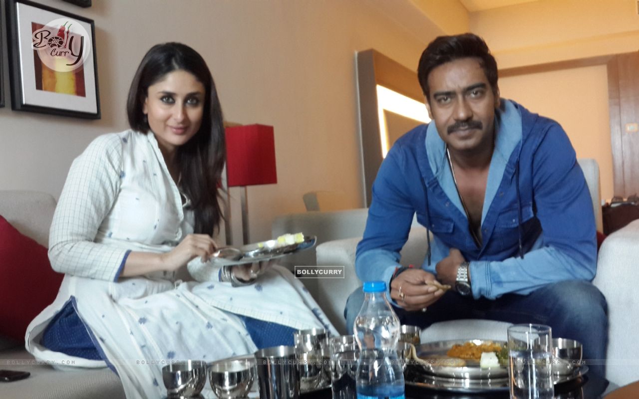 Singham Returns Size - Kareena Kapoor And Ajay Devgn - HD Wallpaper 