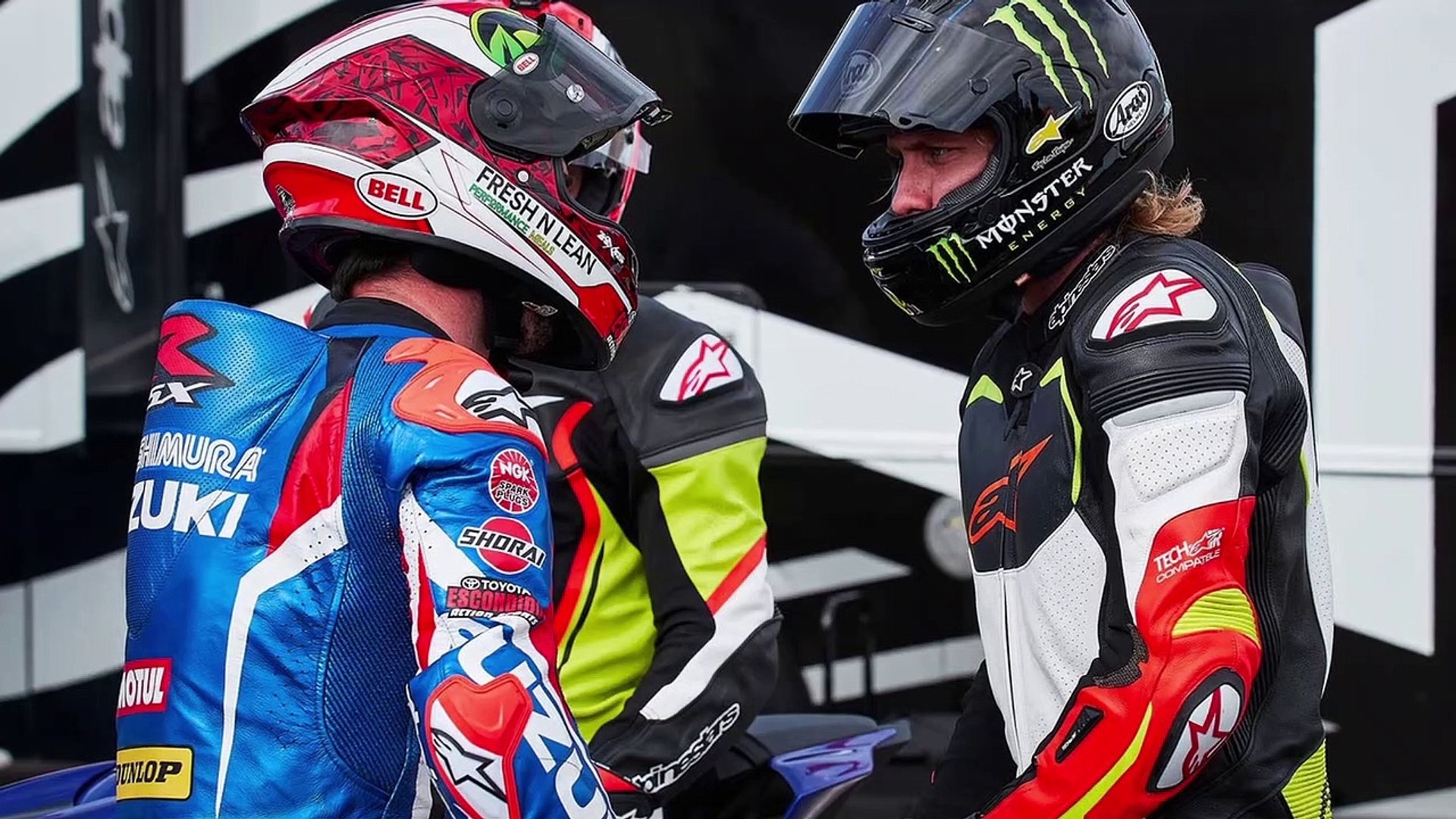 Track Racing - HD Wallpaper 