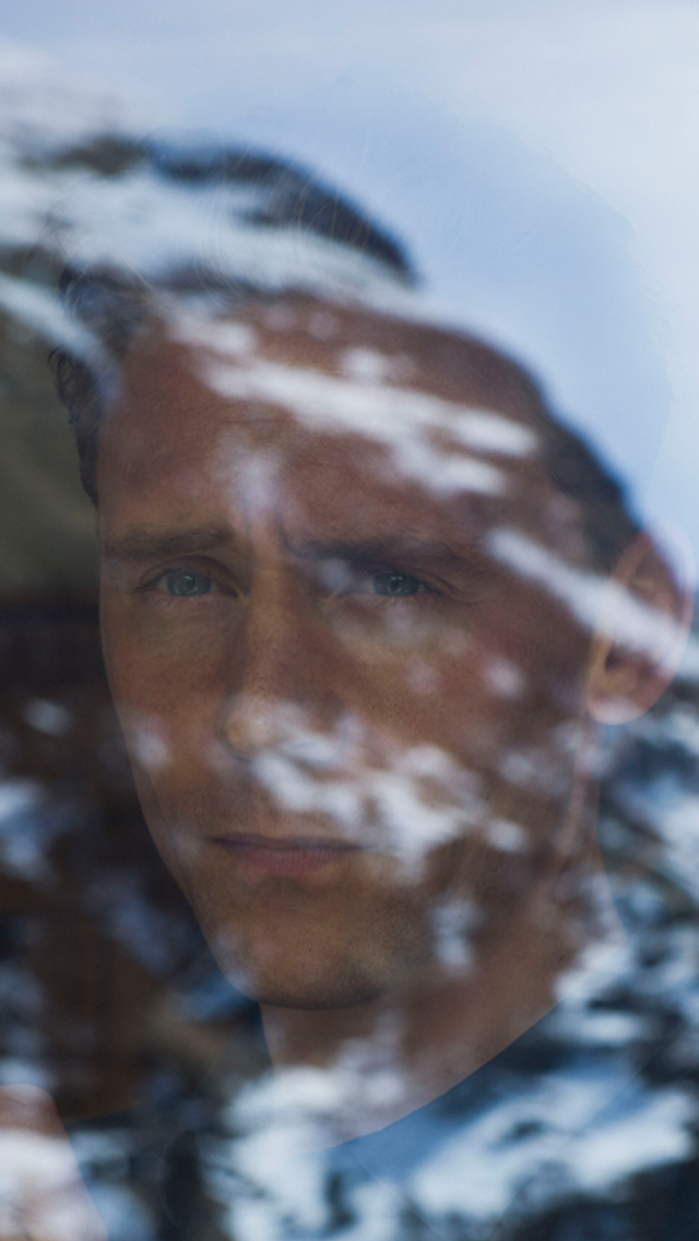 Lock Screen Tom Hiddleston - HD Wallpaper 