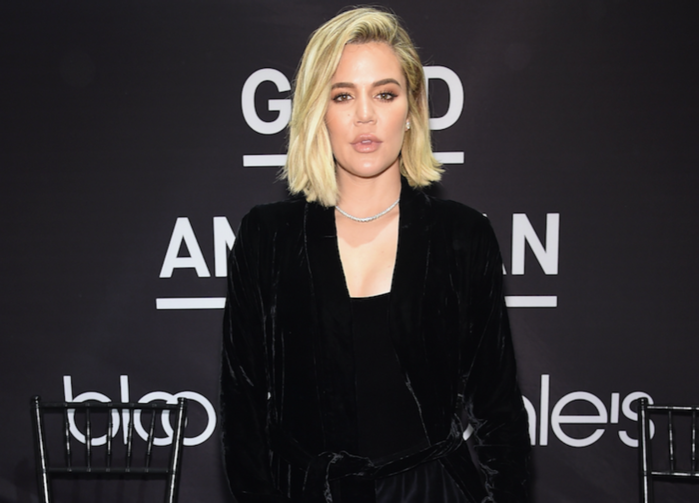 Khloe Kardashian Doesn T Use Facetime - Masquerade Ball - HD Wallpaper 