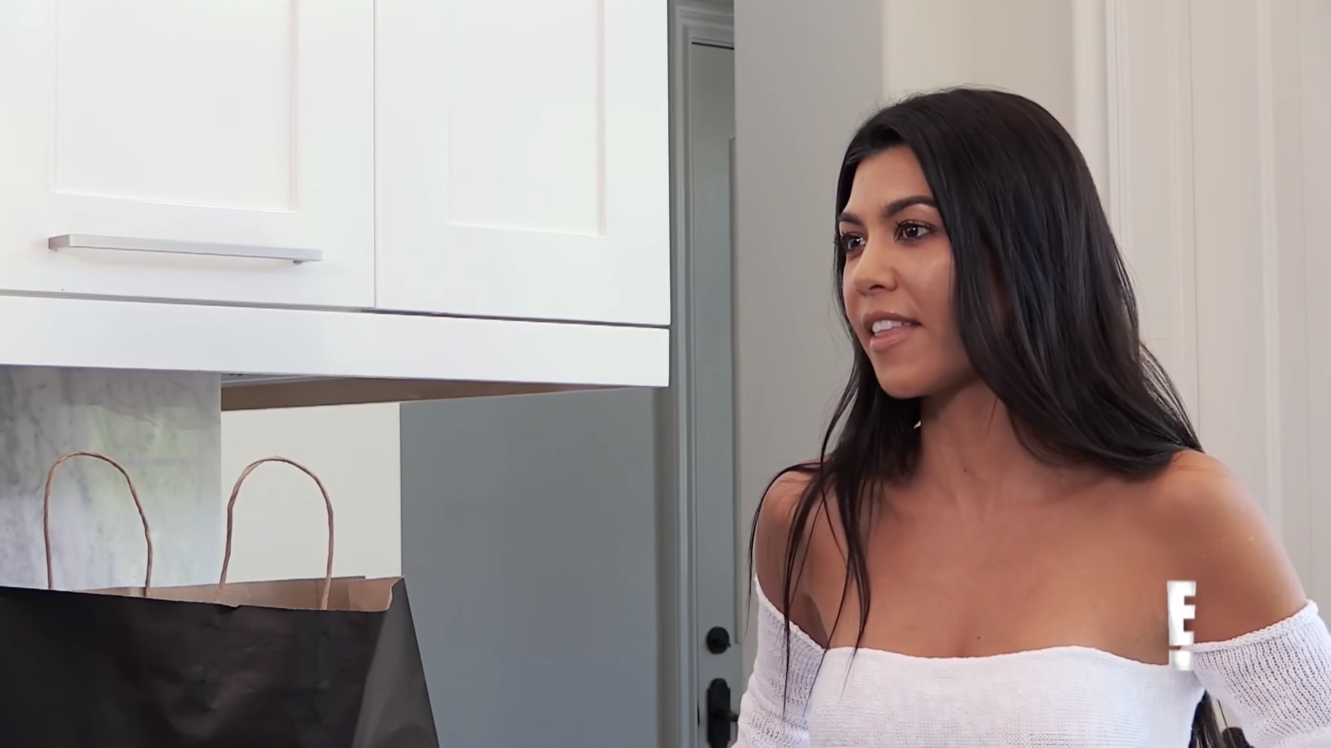 Kourtney Kardashian - Kourtney Kardashian Work Ethic - HD Wallpaper 