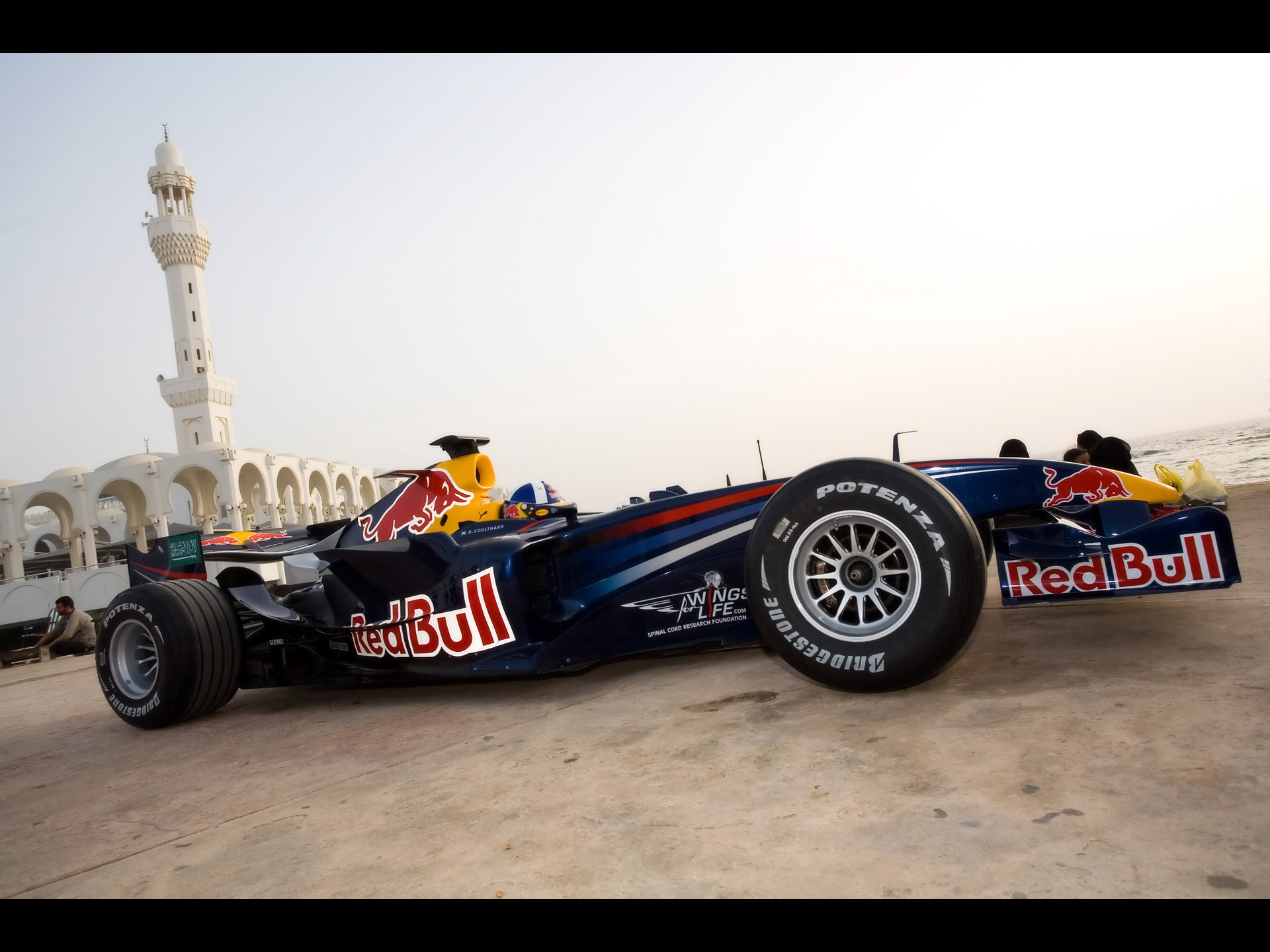 Formula One Car - HD Wallpaper 