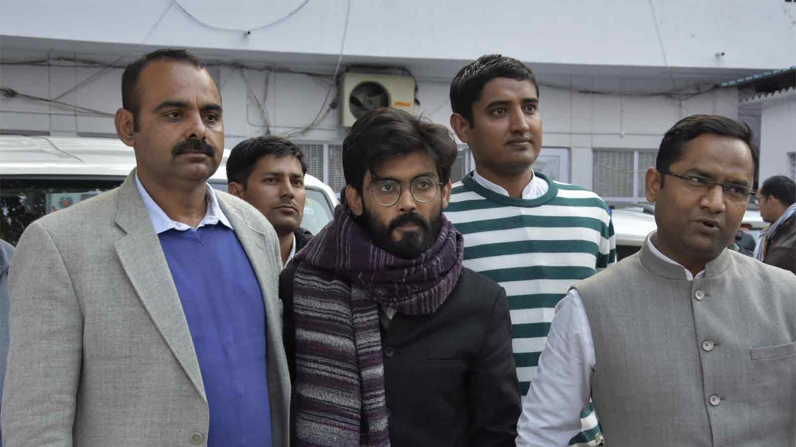 Sharjeel Imam Arrested By Police - HD Wallpaper 