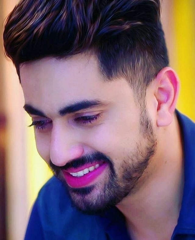 Zain Imam Beautiful Pictures - Zain Imam New Hairstyle - HD Wallpaper 