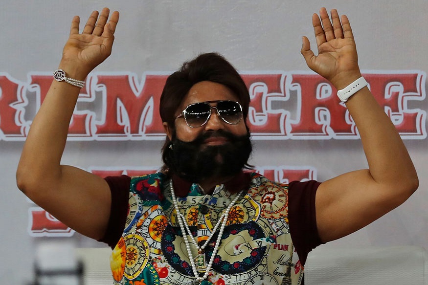 Gurmeet Ram Rahim Singh - Gurmeet Ram Rahim Singh Godman - HD Wallpaper 