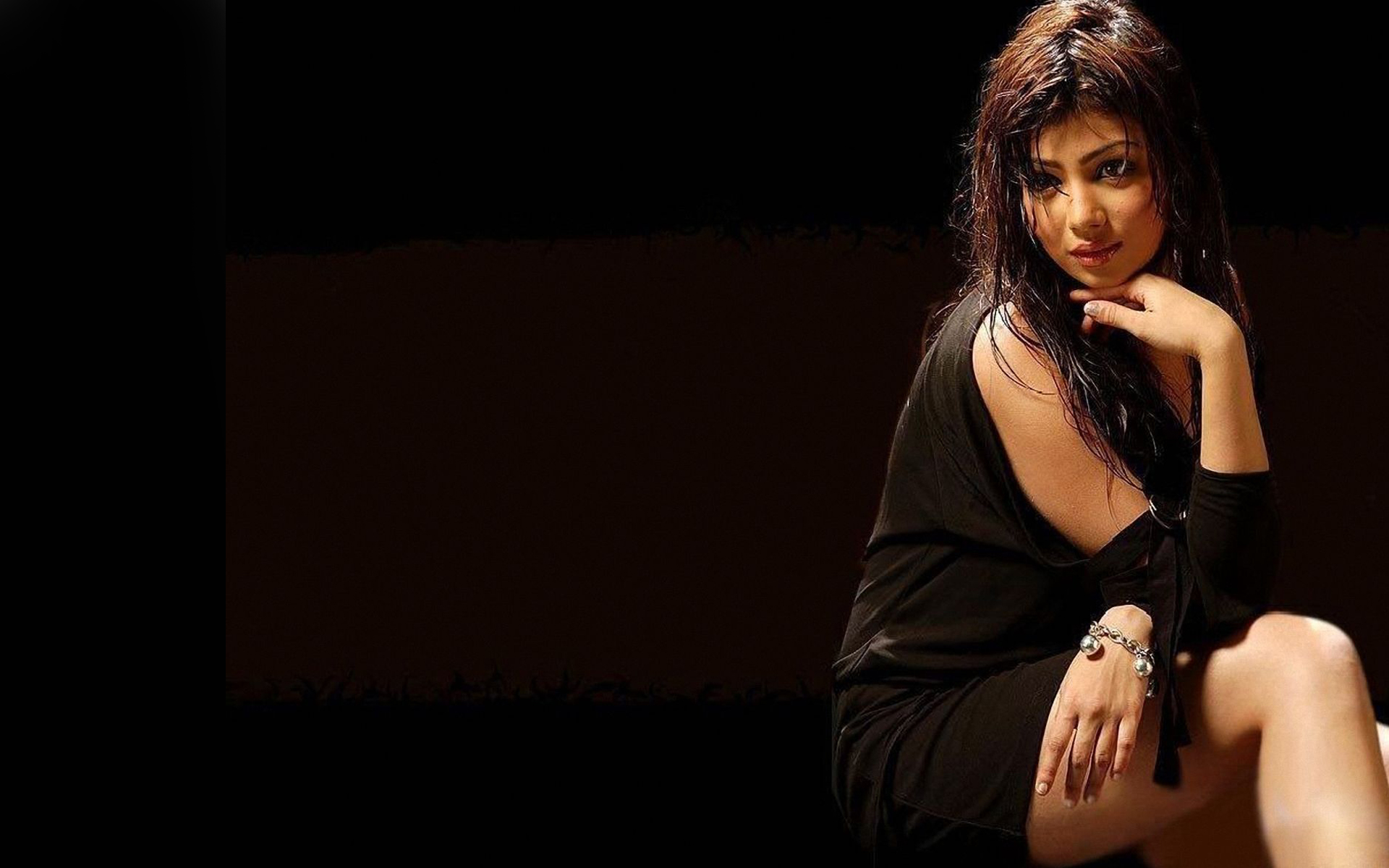 Ayesha Takiya 4k - HD Wallpaper 