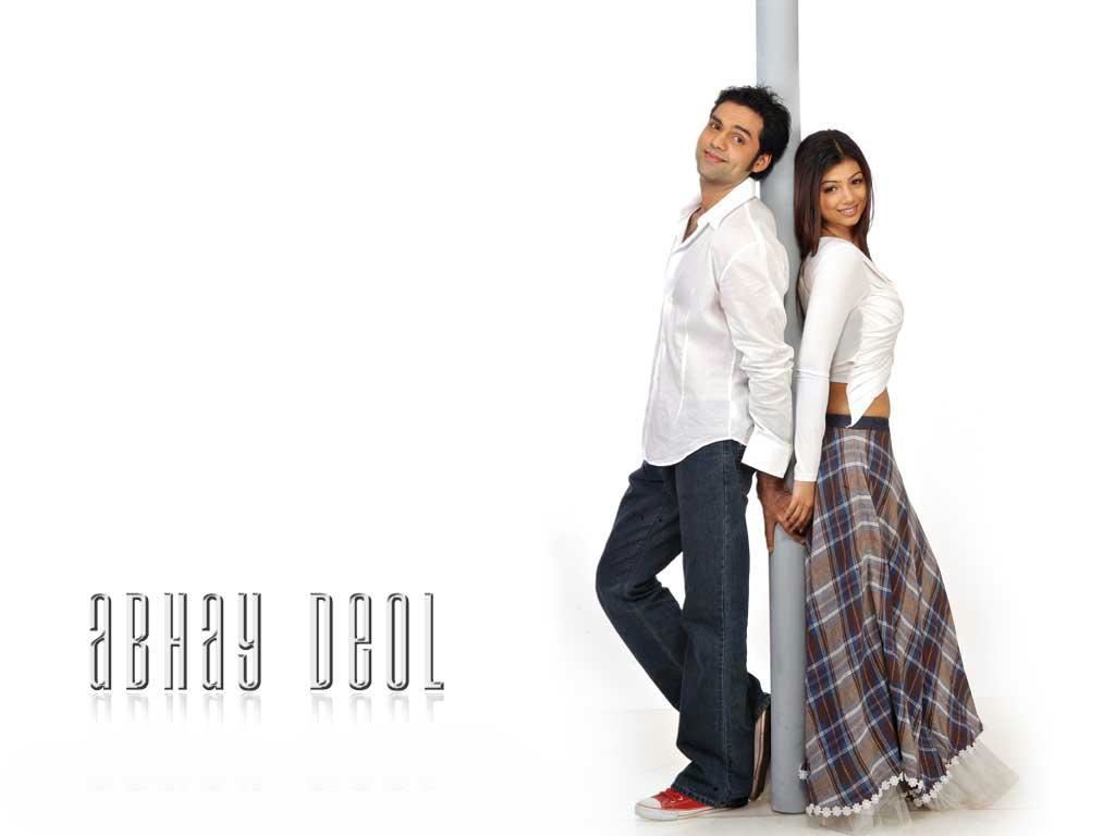Bollywood Couple Abhay Deol And Ayesha Takia Hd Wallpaper - Socha Na Tha 2005 Poster - HD Wallpaper 