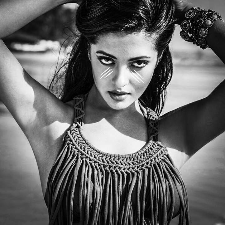 Moon Moon Sen Armpits - HD Wallpaper 