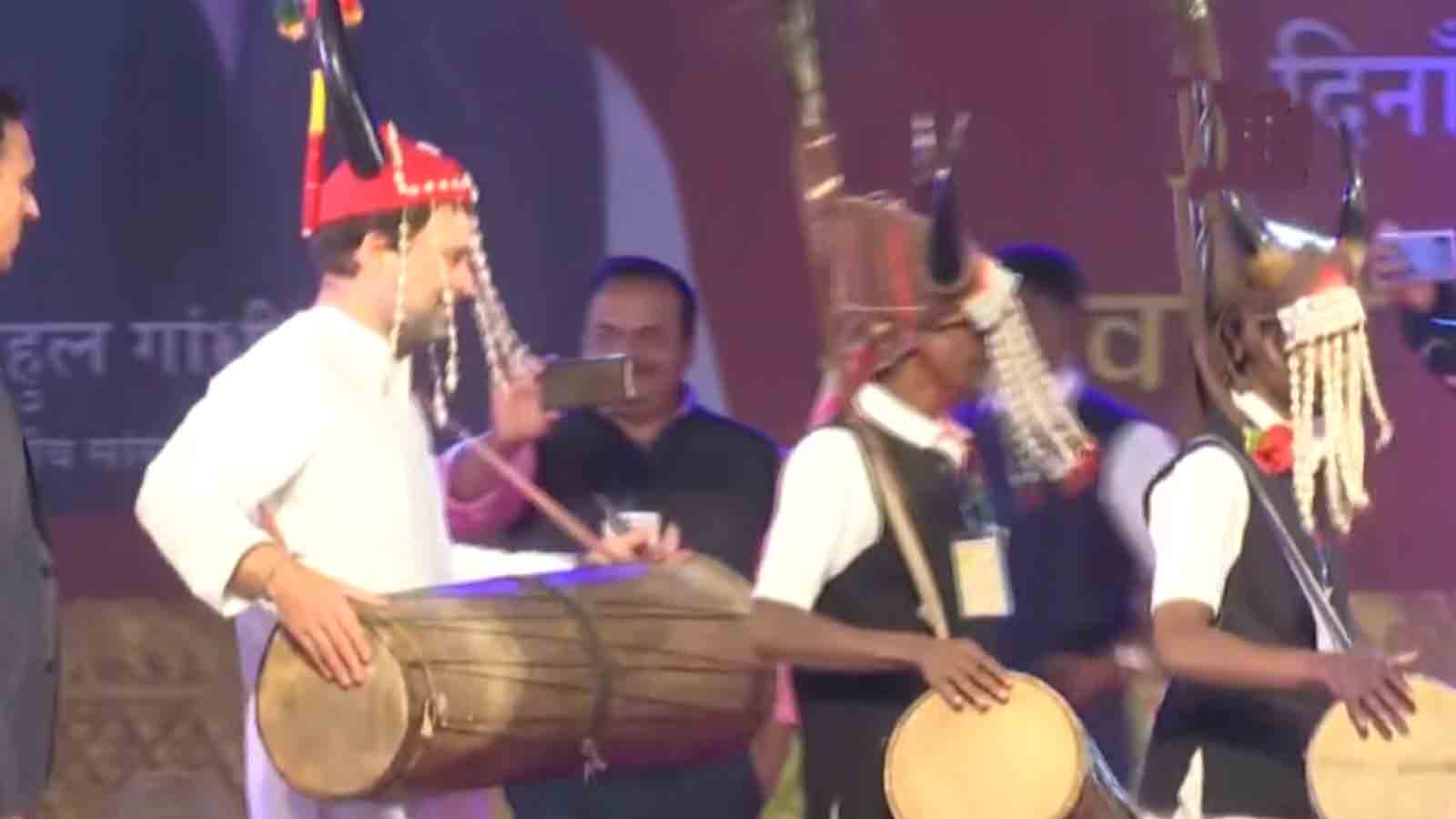 Performance - HD Wallpaper 