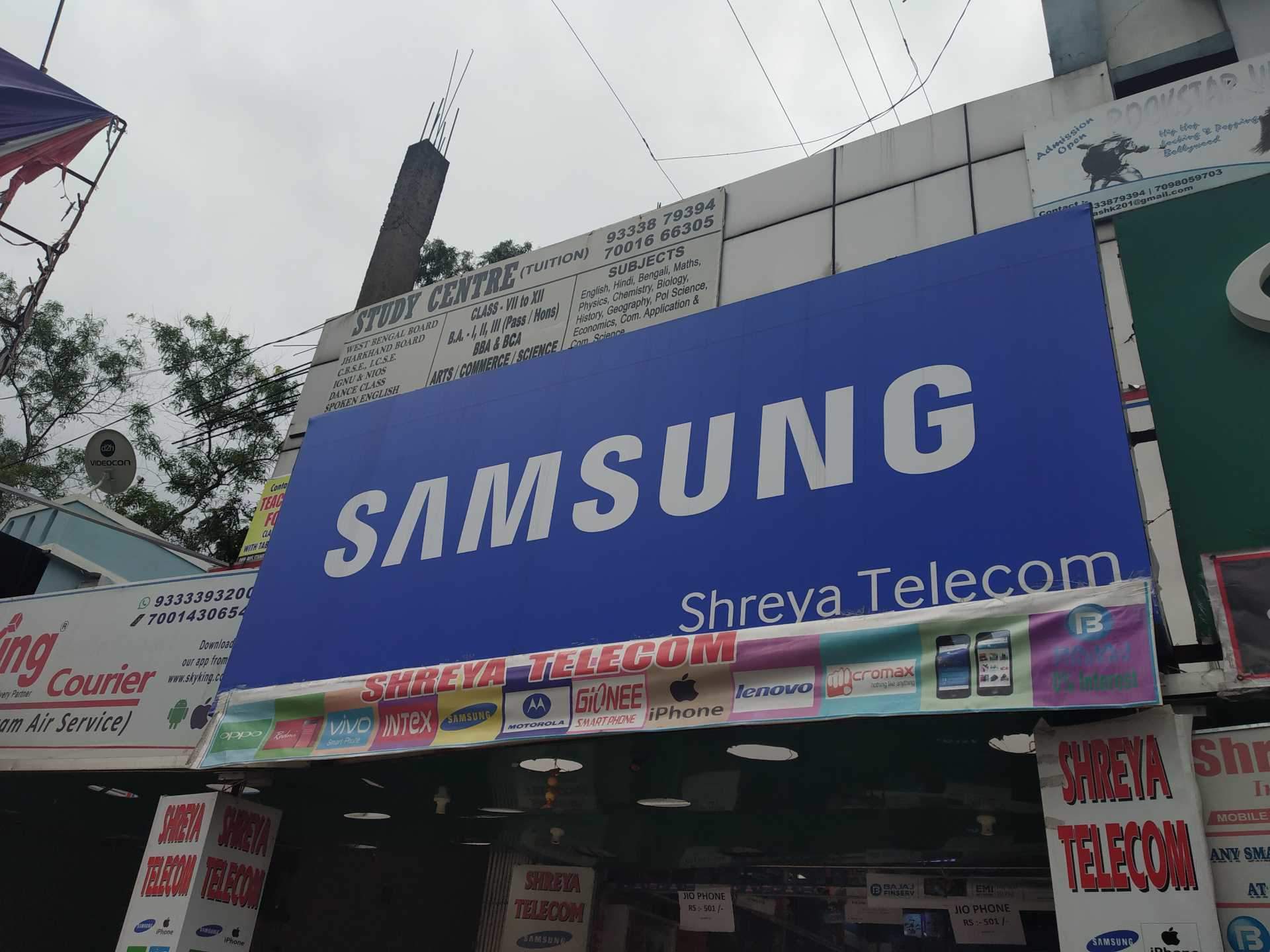 Hotel Porta Fira - HD Wallpaper 