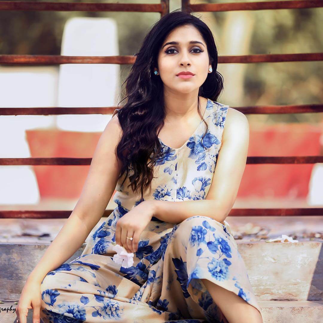 Rashmi Gautam Wiki - Rashmi Gautam - HD Wallpaper 