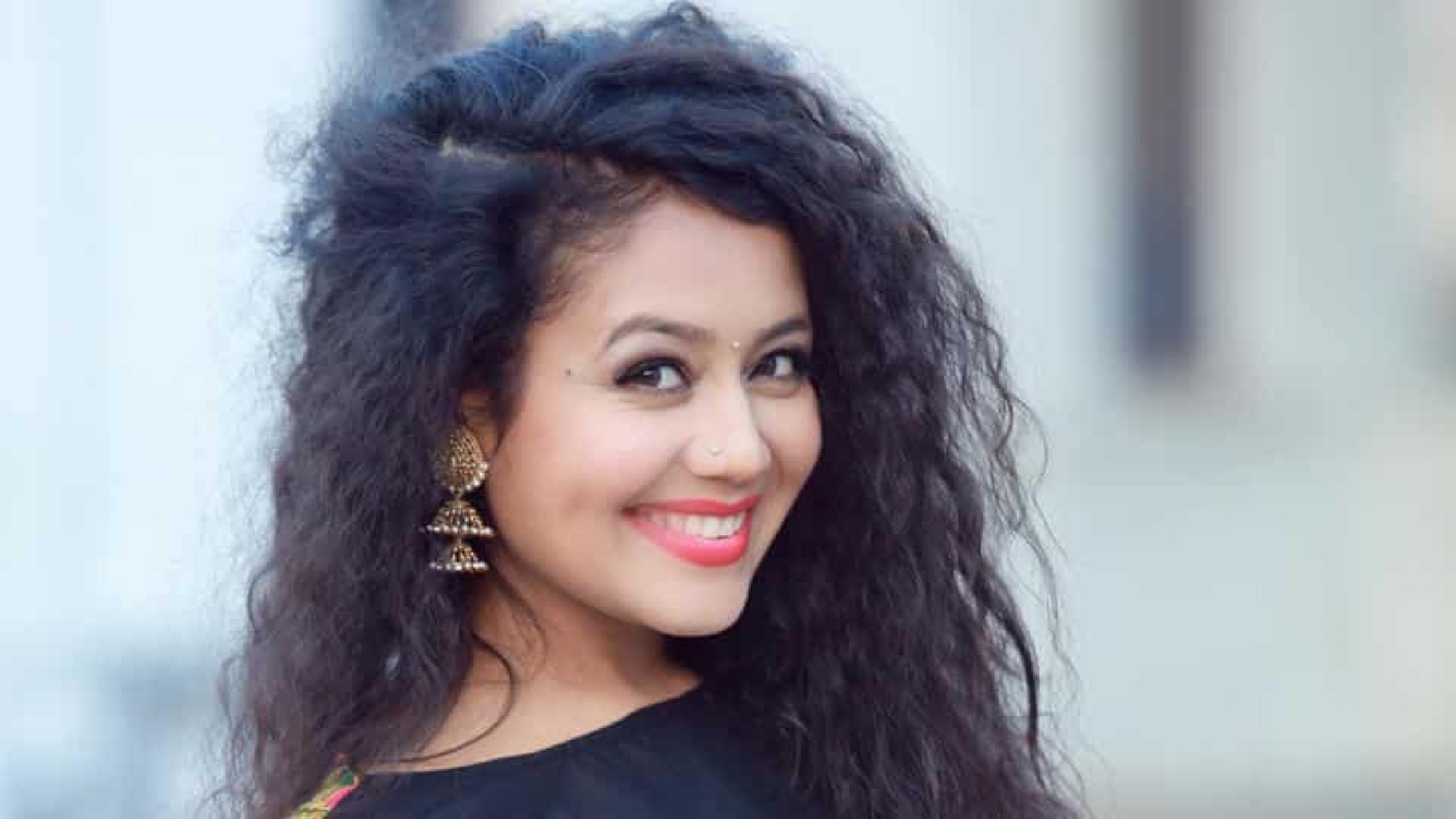 Neha Kakkar Photo Download - HD Wallpaper 