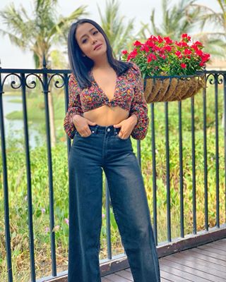 Neha Kakkar - Neha Kakkar In Sorry Song - HD Wallpaper 