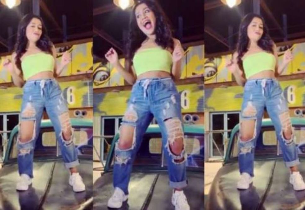Neha Kakkar Danced Fiercely On This Song Making Fans - Neha Kakkar Sorry Song Jean - HD Wallpaper 