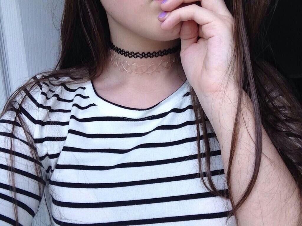 Girl, Grunge And Hair - Cewe Pake Tatto Choker - HD Wallpaper 