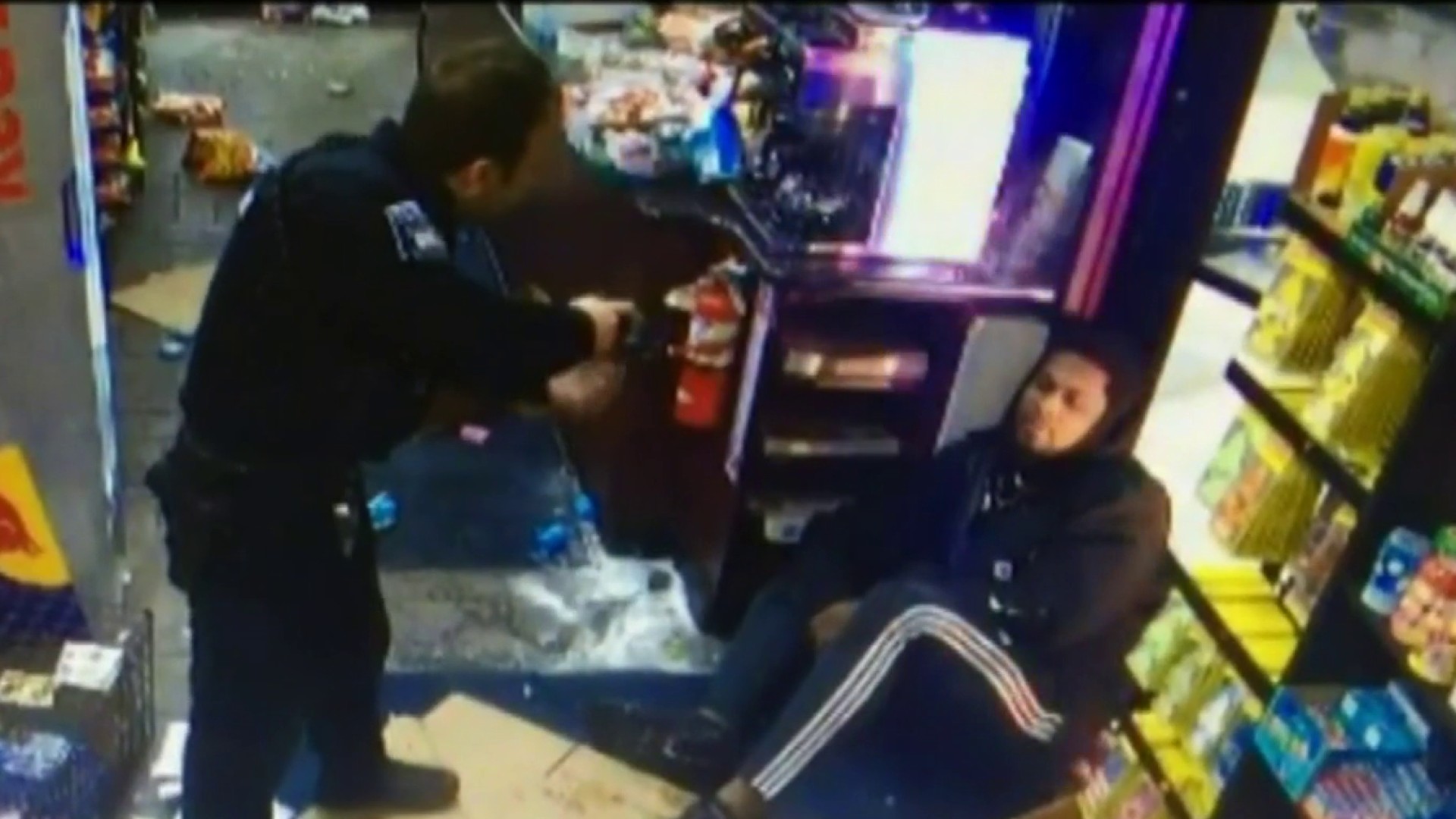 Police In A Store - HD Wallpaper 