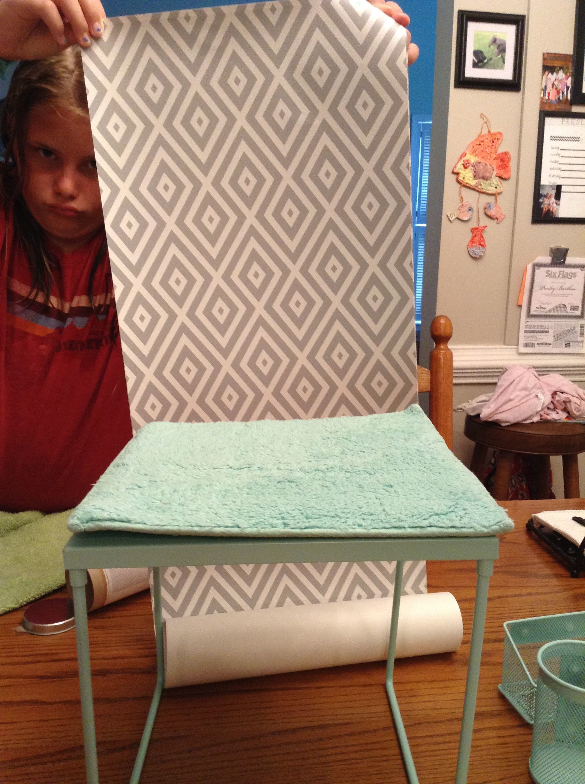 Pottery Barn Teen Locker Wallpaper, Shelf And Rug - Table - HD Wallpaper 