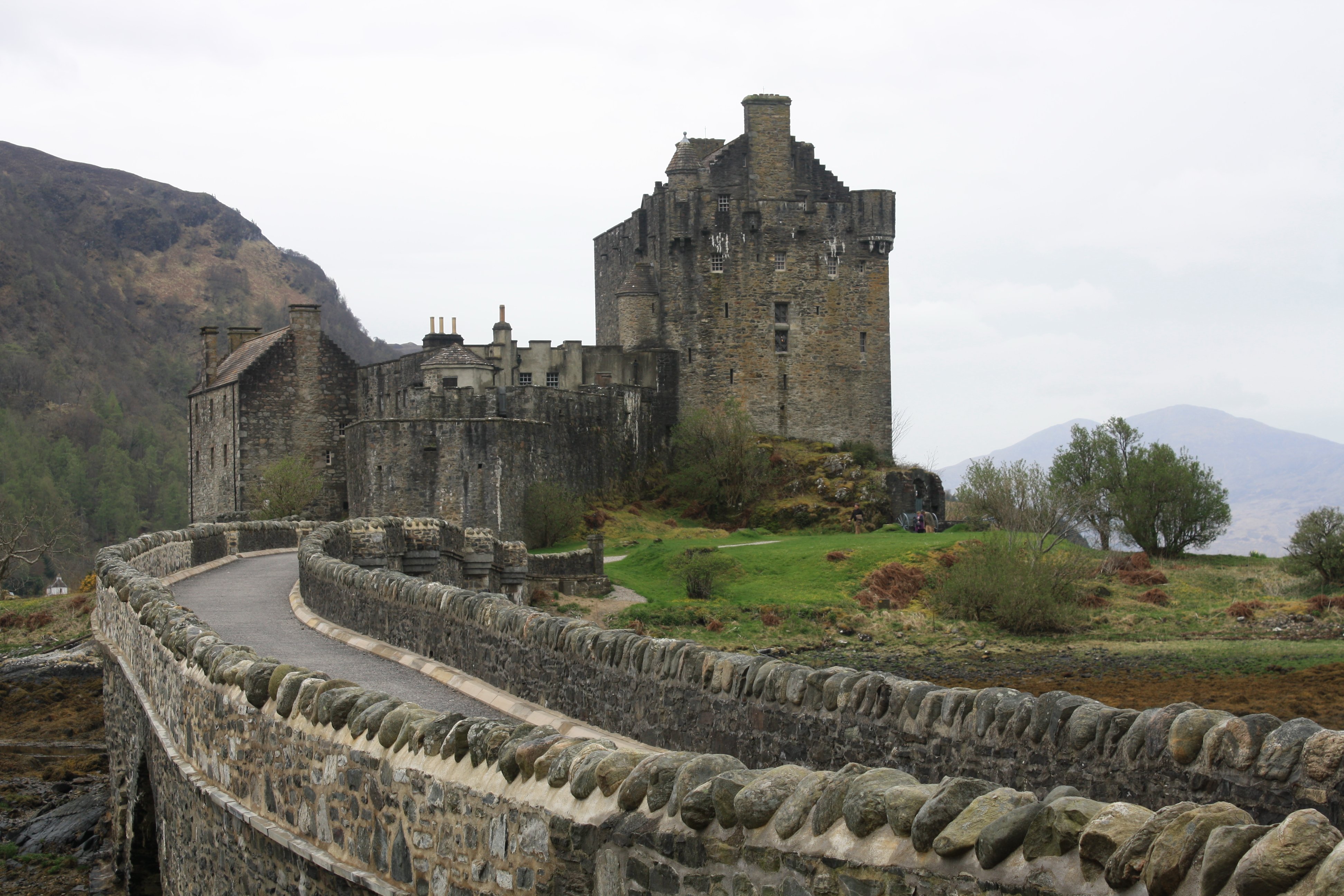 Castillo Edimburgo Escocia Arquitectura - Eilean Donan Castle - HD Wallpaper 