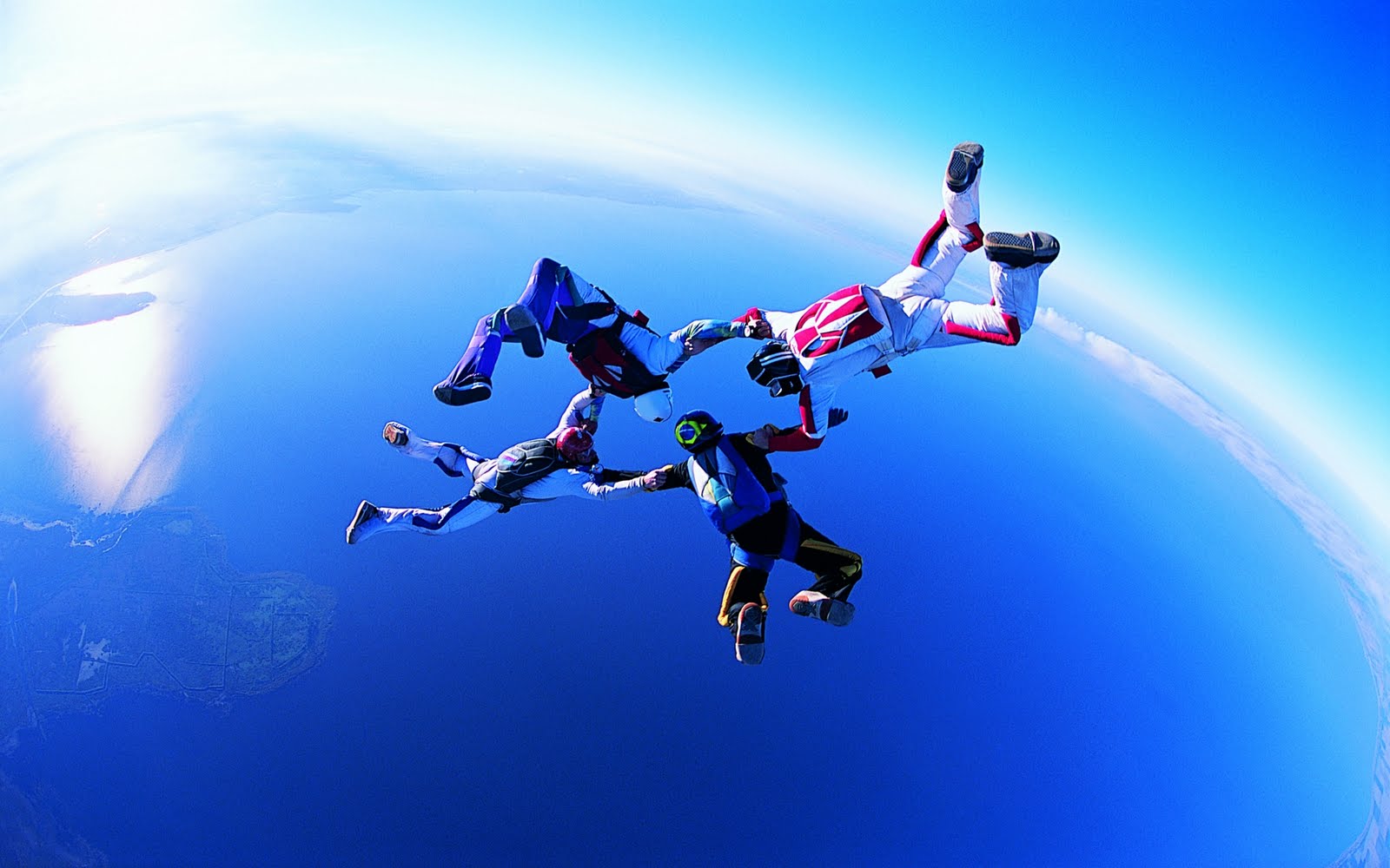 View Of People Flying - HD Wallpaper 
