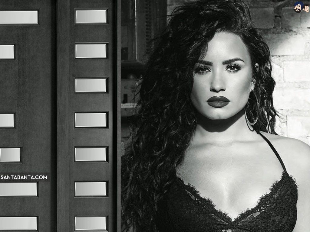 Demi Lovato Curly Hair - HD Wallpaper 