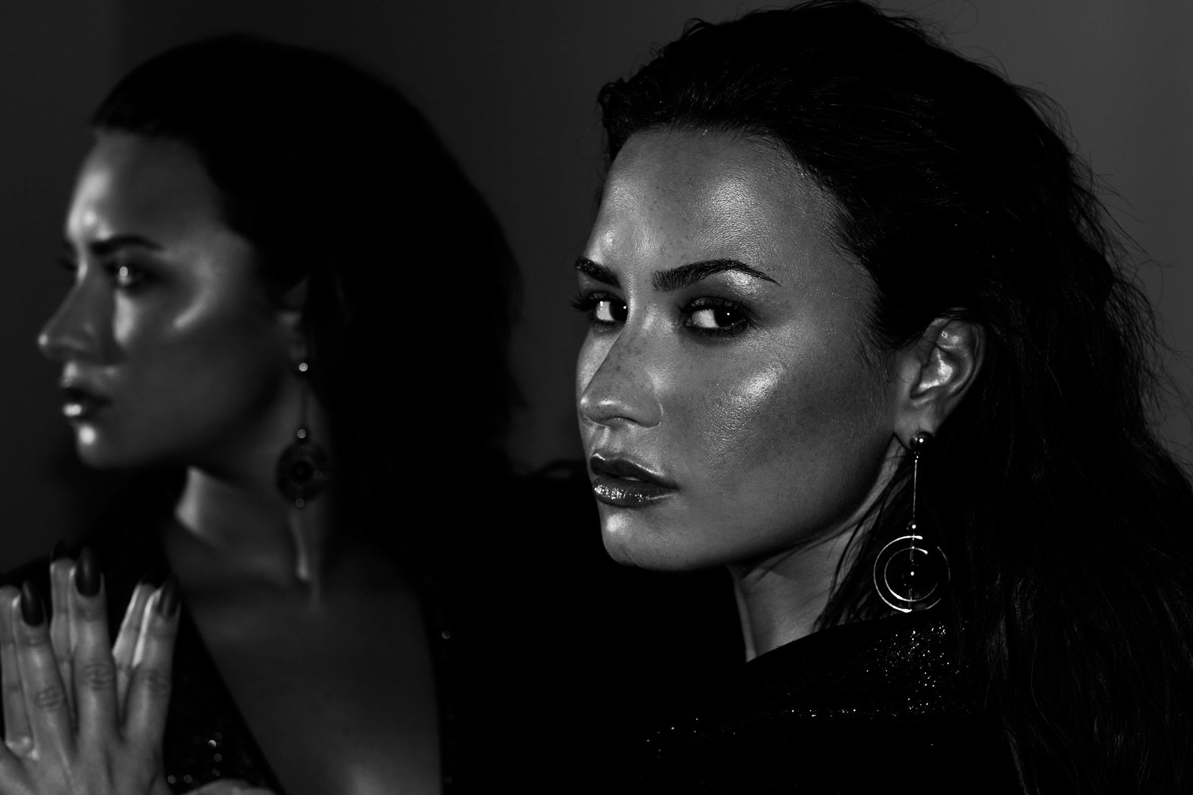 Wallpaper Of American, Black & White, Demi, Lovato - Demi Lovato Tell Me You Love Me Photoshoot - HD Wallpaper 