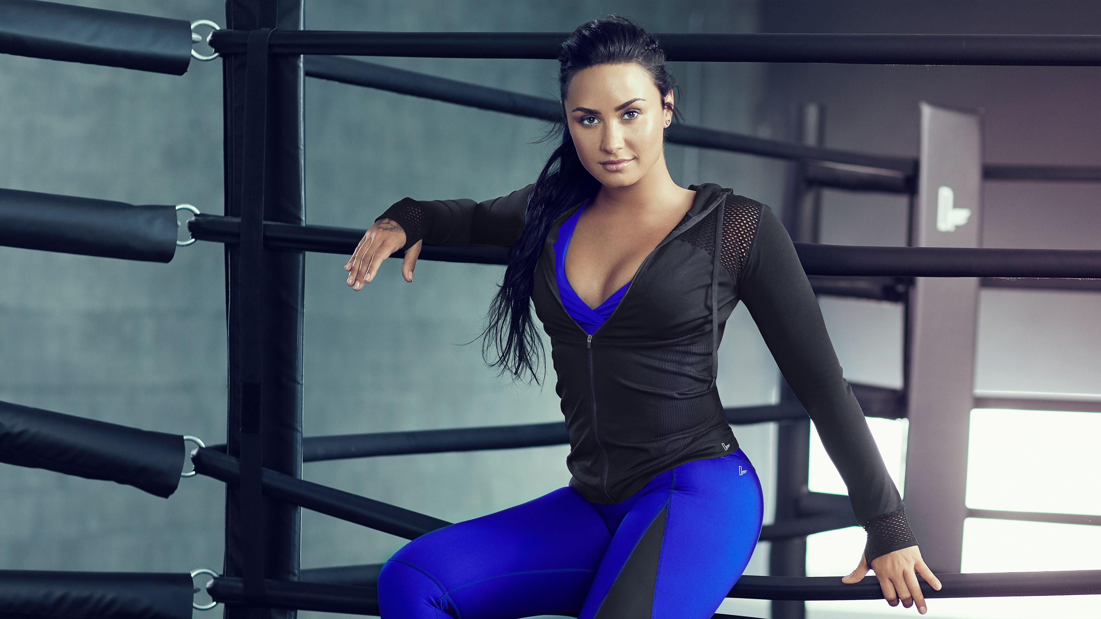 Demi Lovato Hot 2017 Hot Girls Wallpapers - Demi Lovato Fabletics 2019 - HD Wallpaper 