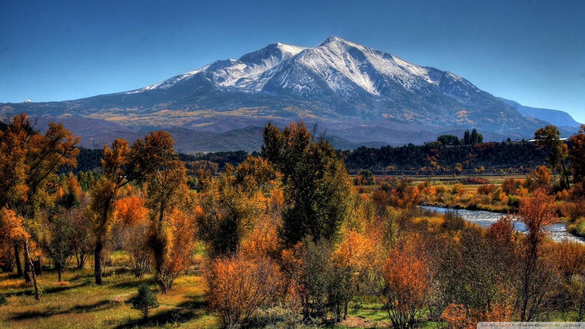 Hd Fall Mountain Wallpaper - HD Wallpaper 