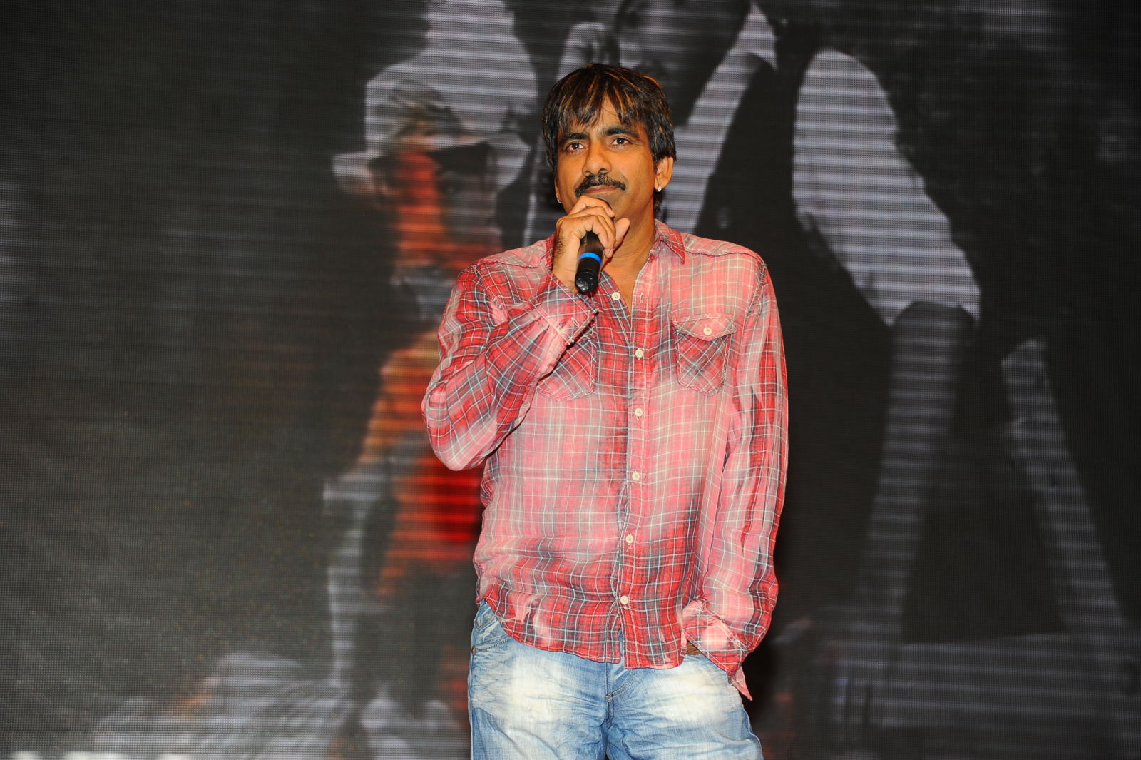 Ntr Ravi Teja Photos Hd Download - HD Wallpaper 