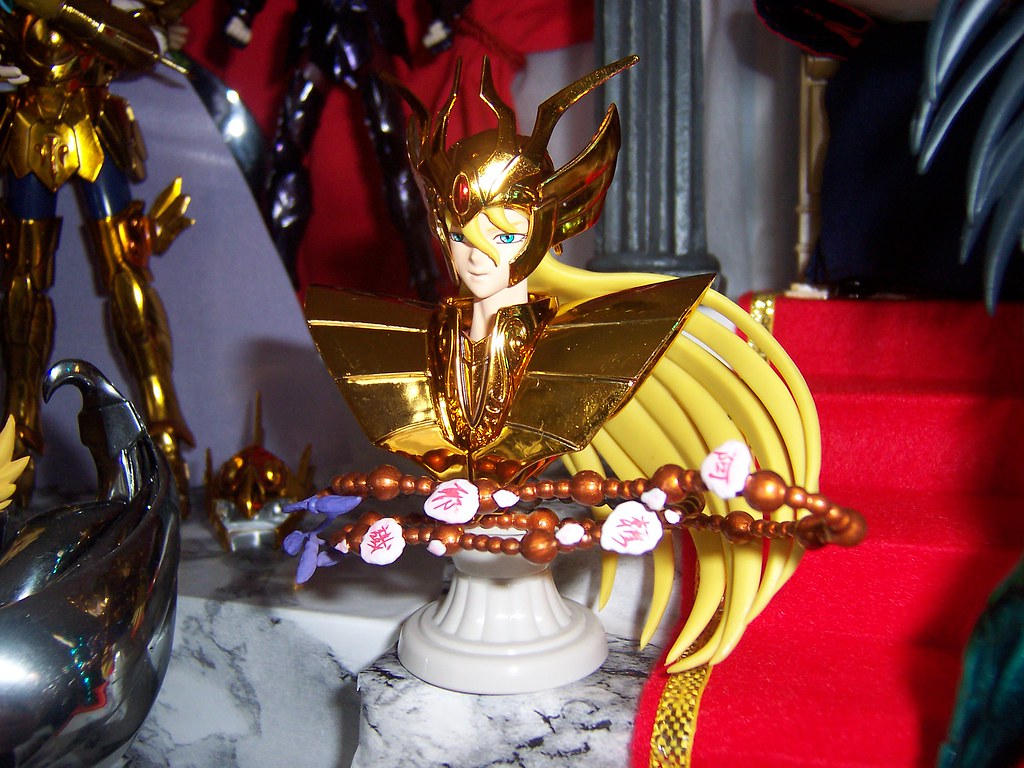 Action Figure - HD Wallpaper 