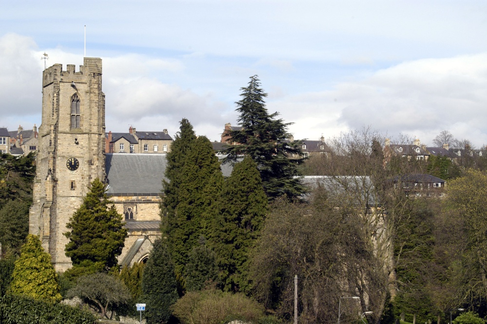 Mary The Virgin Church, Richmond - Larch - HD Wallpaper 