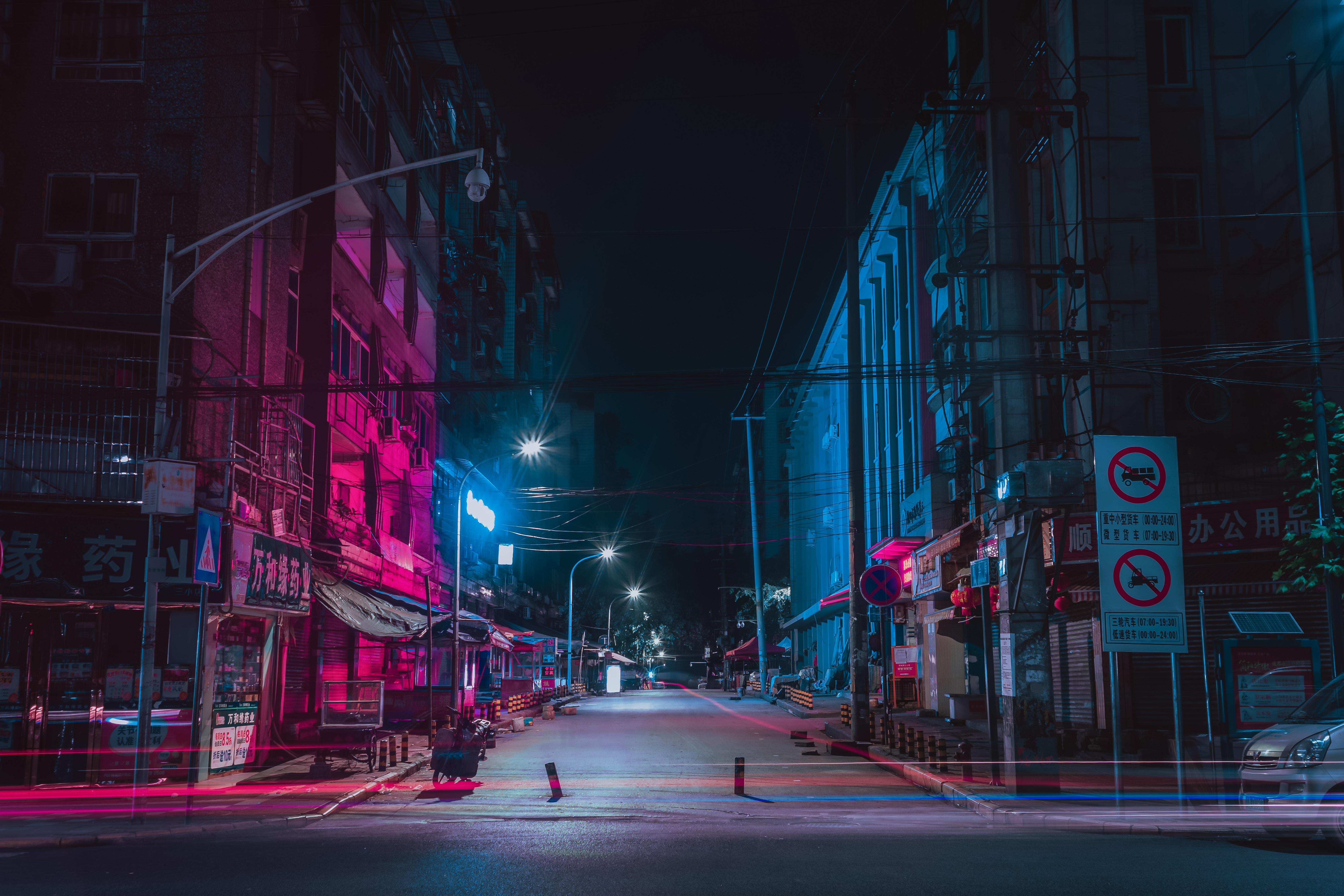 Calle, Ciudad De Noche, Neón, Edificios - Background City Street Night - HD Wallpaper 