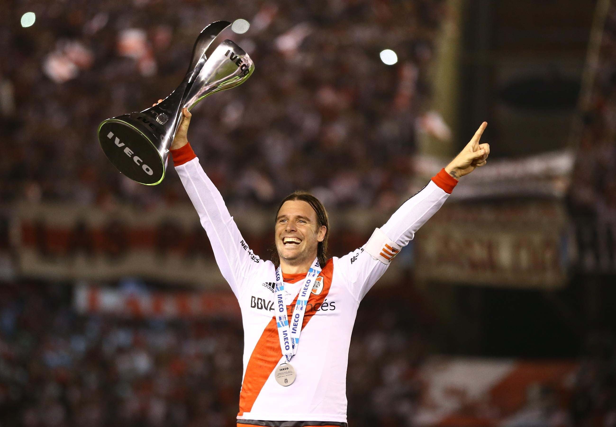 Hd Cavenaghi - HD Wallpaper 