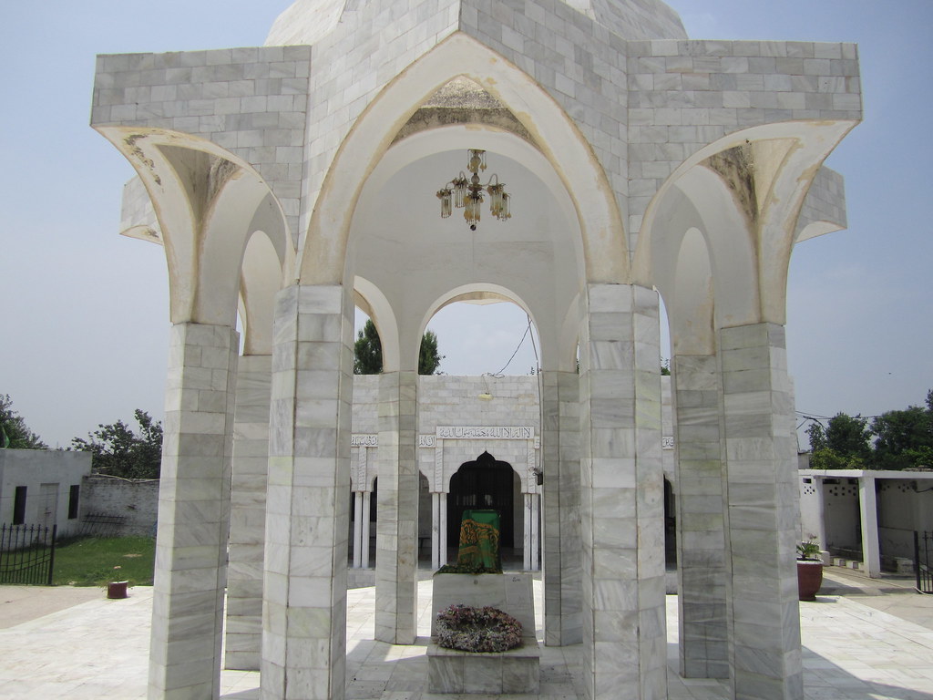Sawar Muhammad Hussain Shaheed Tomb - HD Wallpaper 