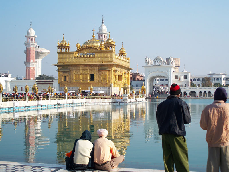 The Golden Temple Harmandir Sahib Amritsar India The - Amritsar To Anandpur Sahib - HD Wallpaper 