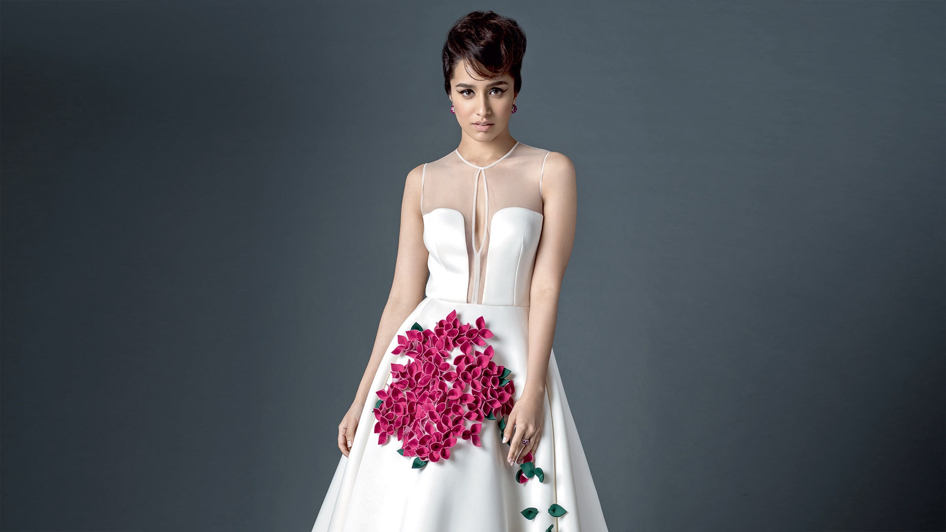 Shraddha Kapoor With Deepika Padukone - HD Wallpaper 