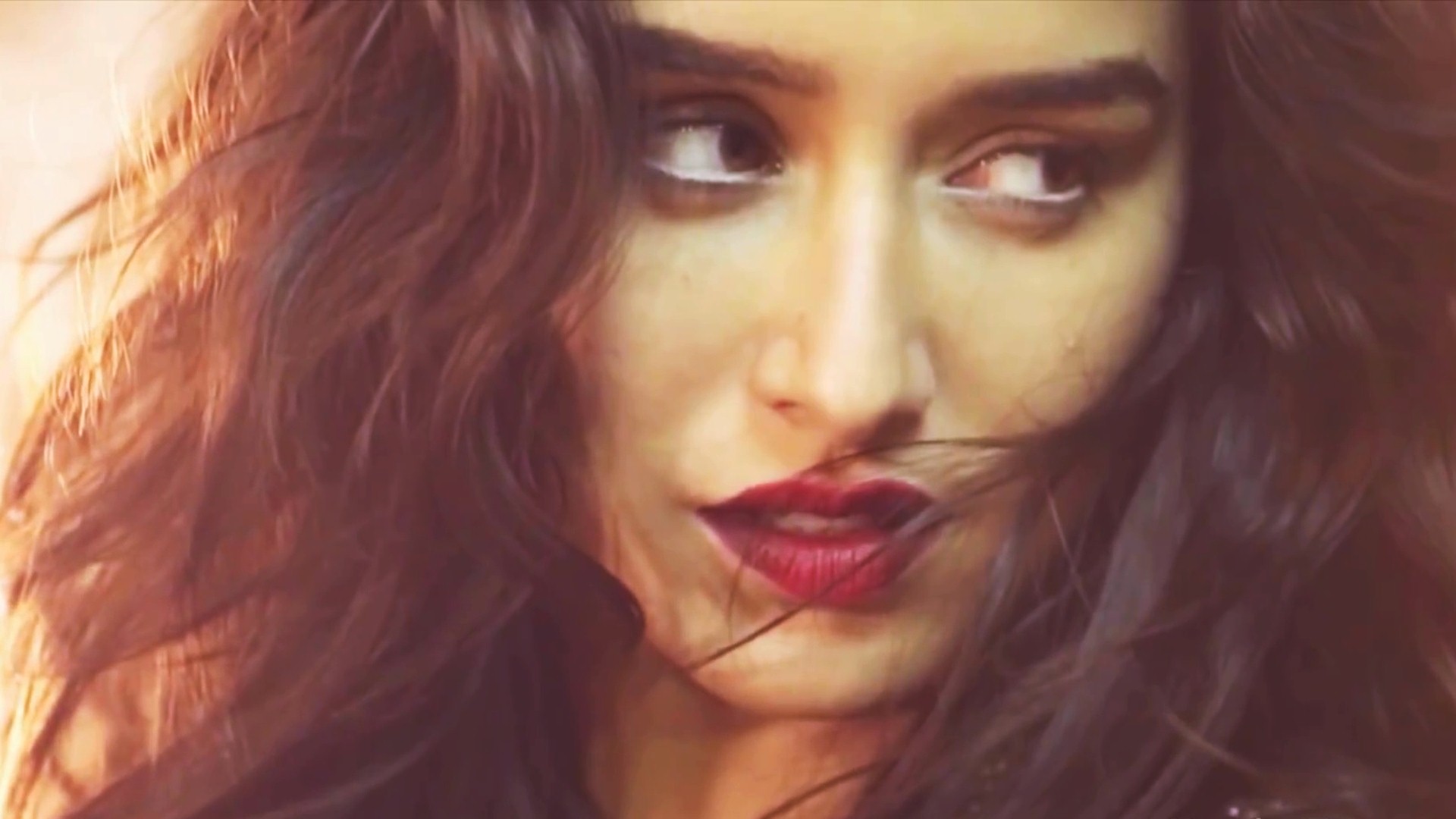 Cover Photos Of Shraddha Kapoor - HD Wallpaper 